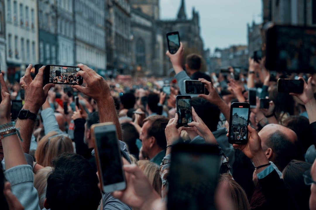 Market changes triggered by the new social media policy in the UK, and key points to note for the space business industry.