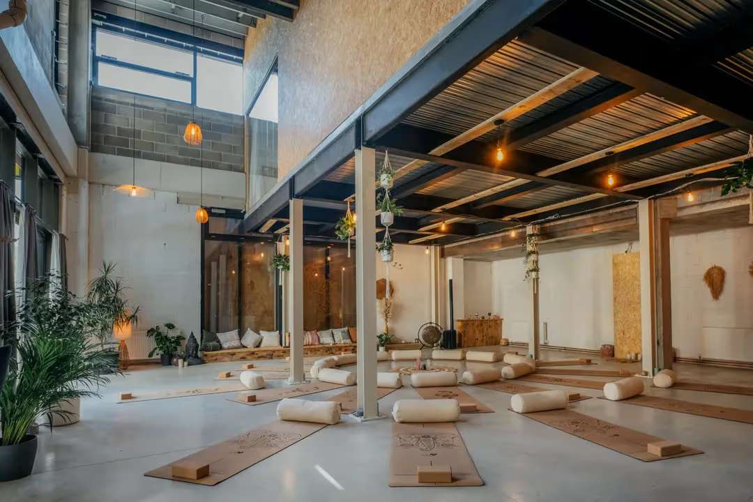 Yogic Vibe Downstairs Space (2)