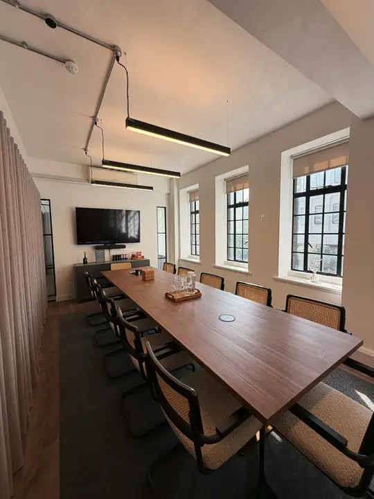 Stamford Boardroom (12-person) (2)