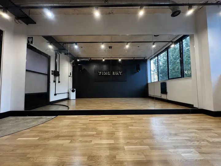 The Unit Spaces (3)