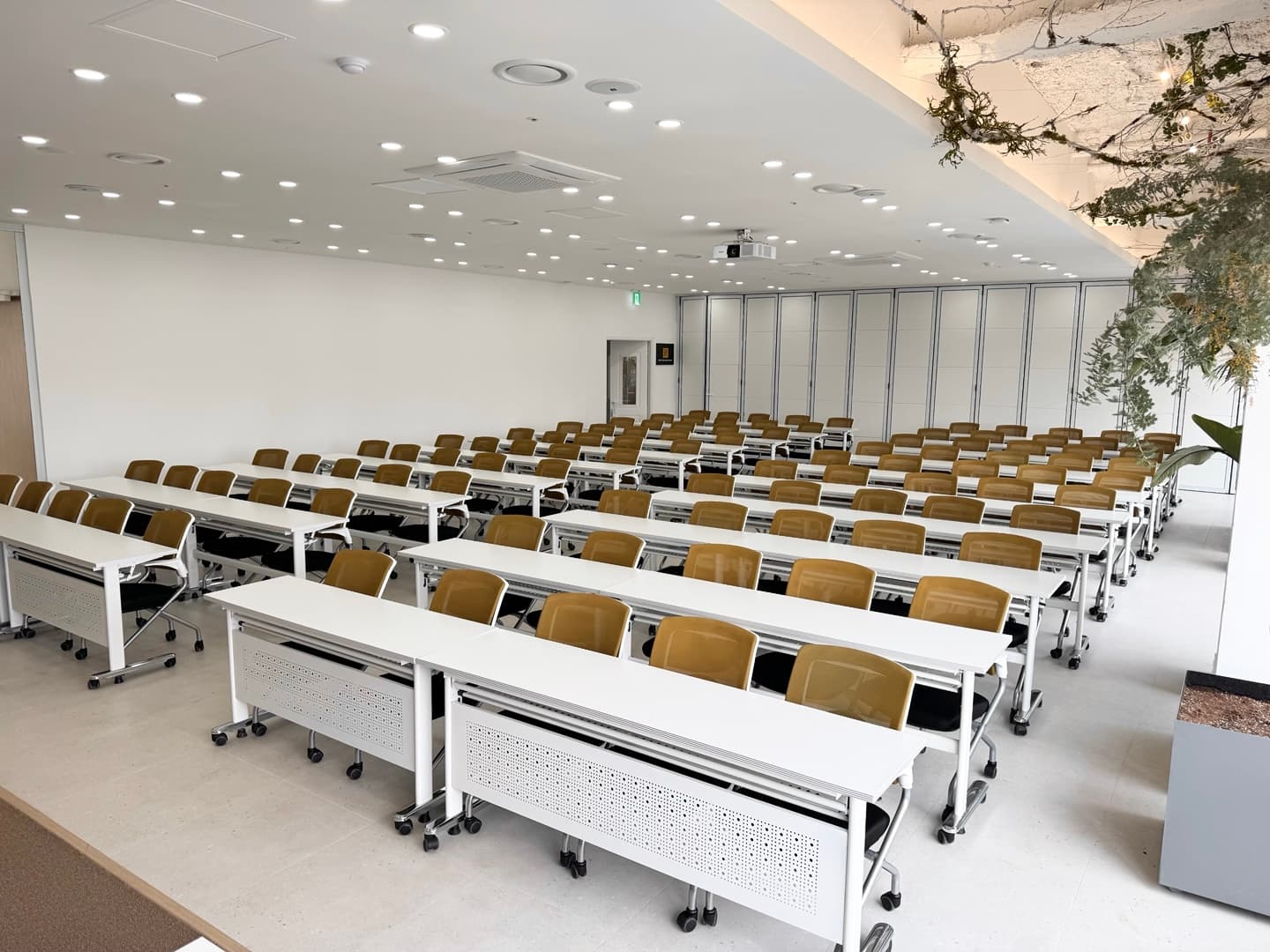 ConventionA_100인실