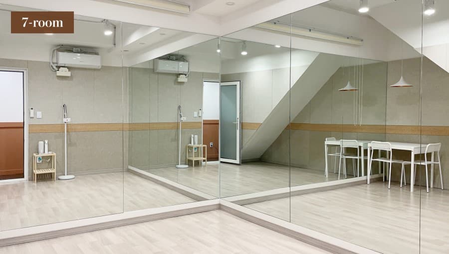 7-ROOM(다목적홀) at 이수점-마온연습실-댄스연기피아노