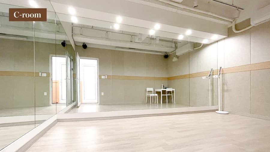 C room(다목적홀) (2)